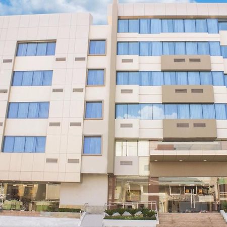 Hotel Marcelius グアヤキル エクステリア 写真