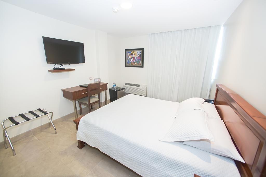 Hotel Marcelius グアヤキル 部屋 写真