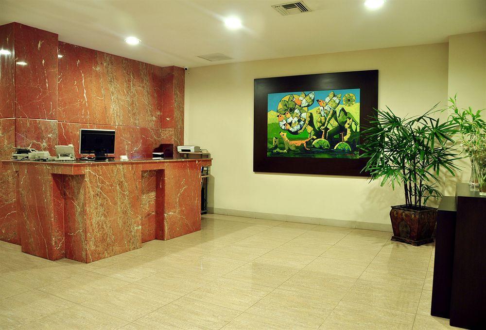 Hotel Marcelius グアヤキル エクステリア 写真