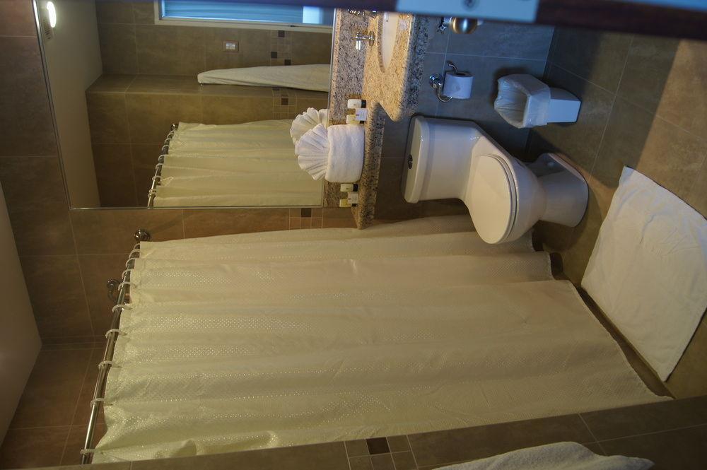 Hotel Marcelius グアヤキル エクステリア 写真