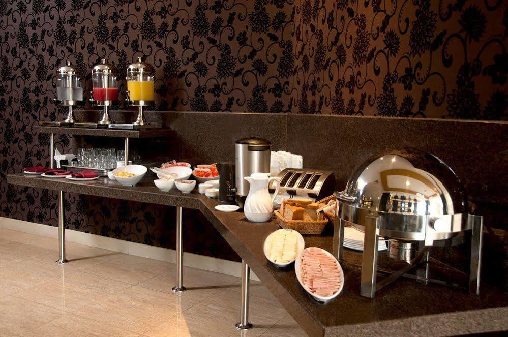 Hotel Marcelius グアヤキル エクステリア 写真