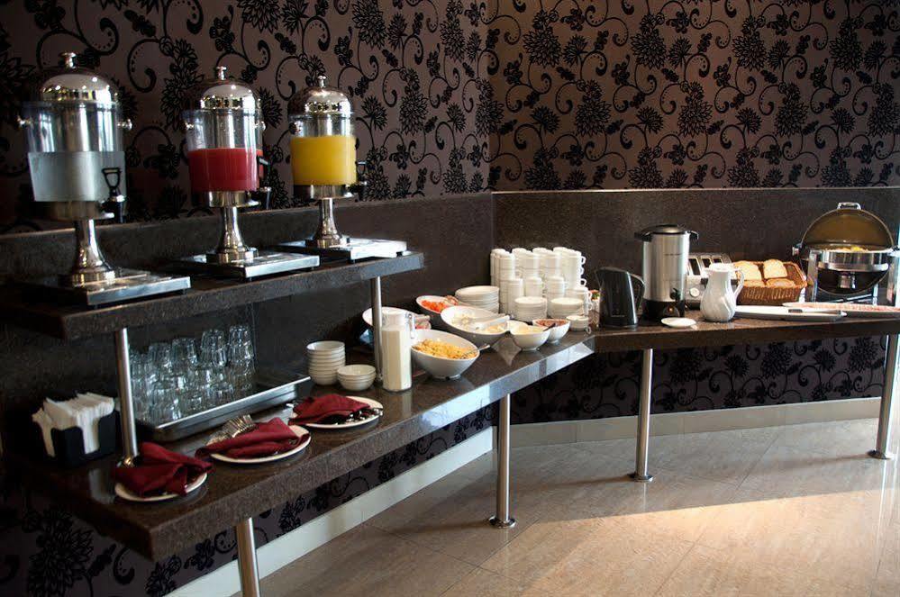 Hotel Marcelius グアヤキル エクステリア 写真